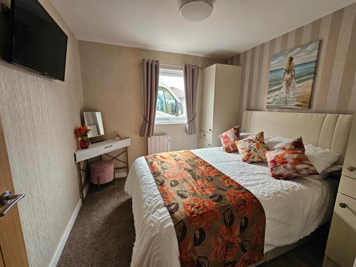 Beautiful & Stunning 1-Bed Chalet In Bridlington Exterior photo