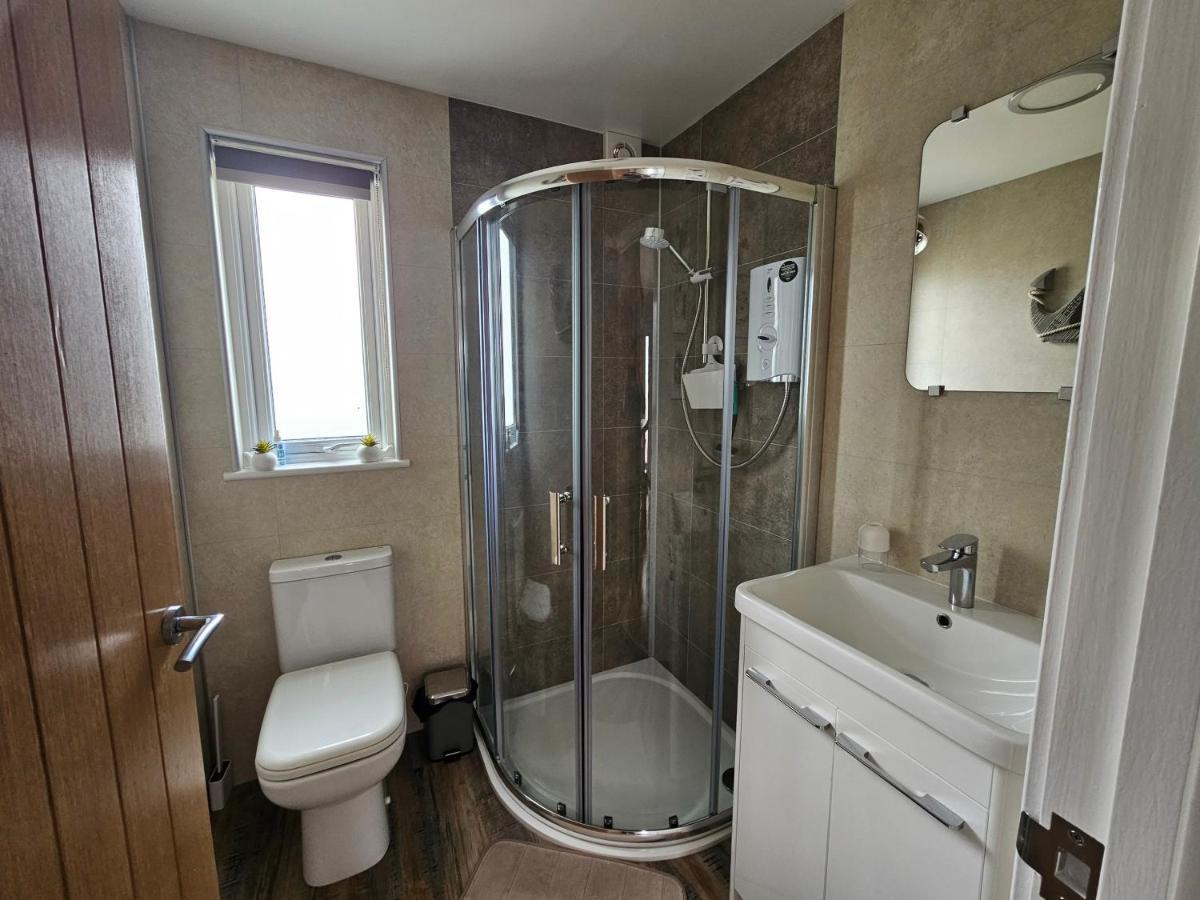 Beautiful & Stunning 1-Bed Chalet In Bridlington Exterior photo